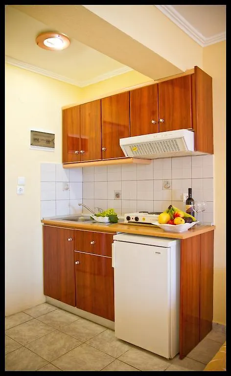 Hotel Sarti Beach 0*,